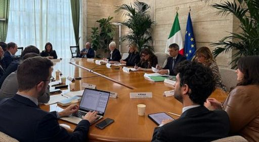 Turismo, piattaforme da Santanchè per normativa su recensioni false