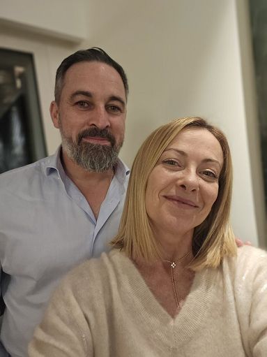 Meloni-Abascal, due ore di incontro a Roma:”Italia fortunata, è ben governata”