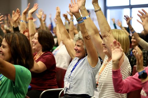 Istituto italiano di Yoga della risata, 4 maggio giornata mondiale della risata per la pace nel mondo