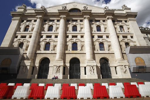 Borse Europa chiudono in rialzo, Milano di nuovo la migliore +1,47%