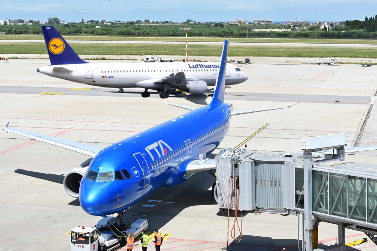 Frecce Tricolore nel weekend a Catania: sospesi i voli nel pomeriggio del 3 e 4 maggio