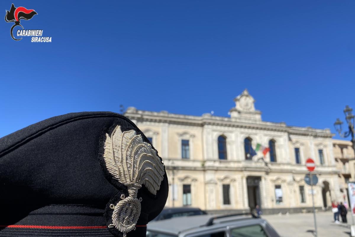 Furto in un negozio a Palazzolo Acreide, arrestati 4 ladri