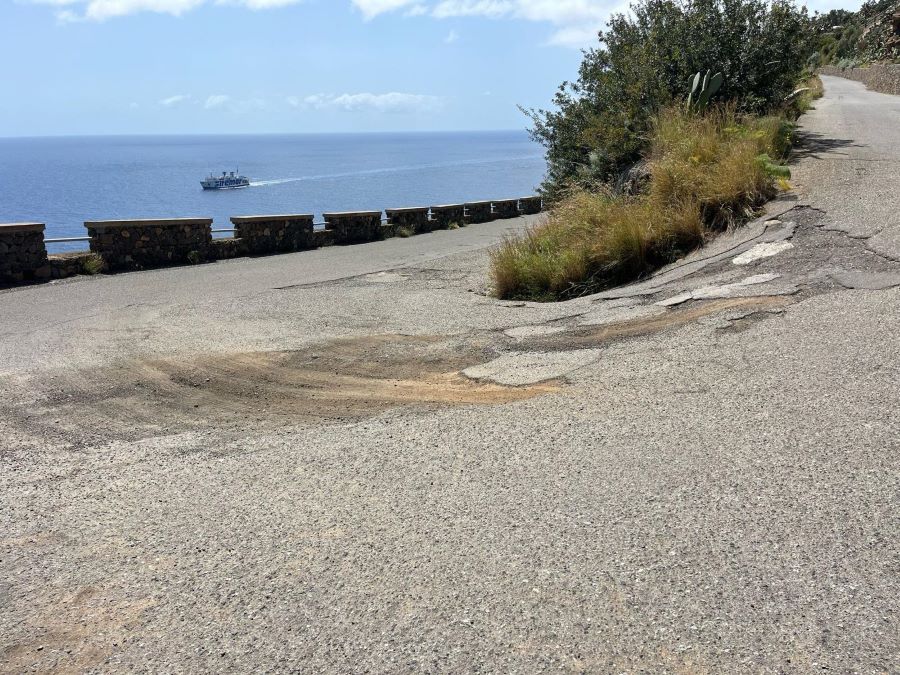 Filicudi, stanziati 6 milioni di euro per la strada tra porto a Pecorini