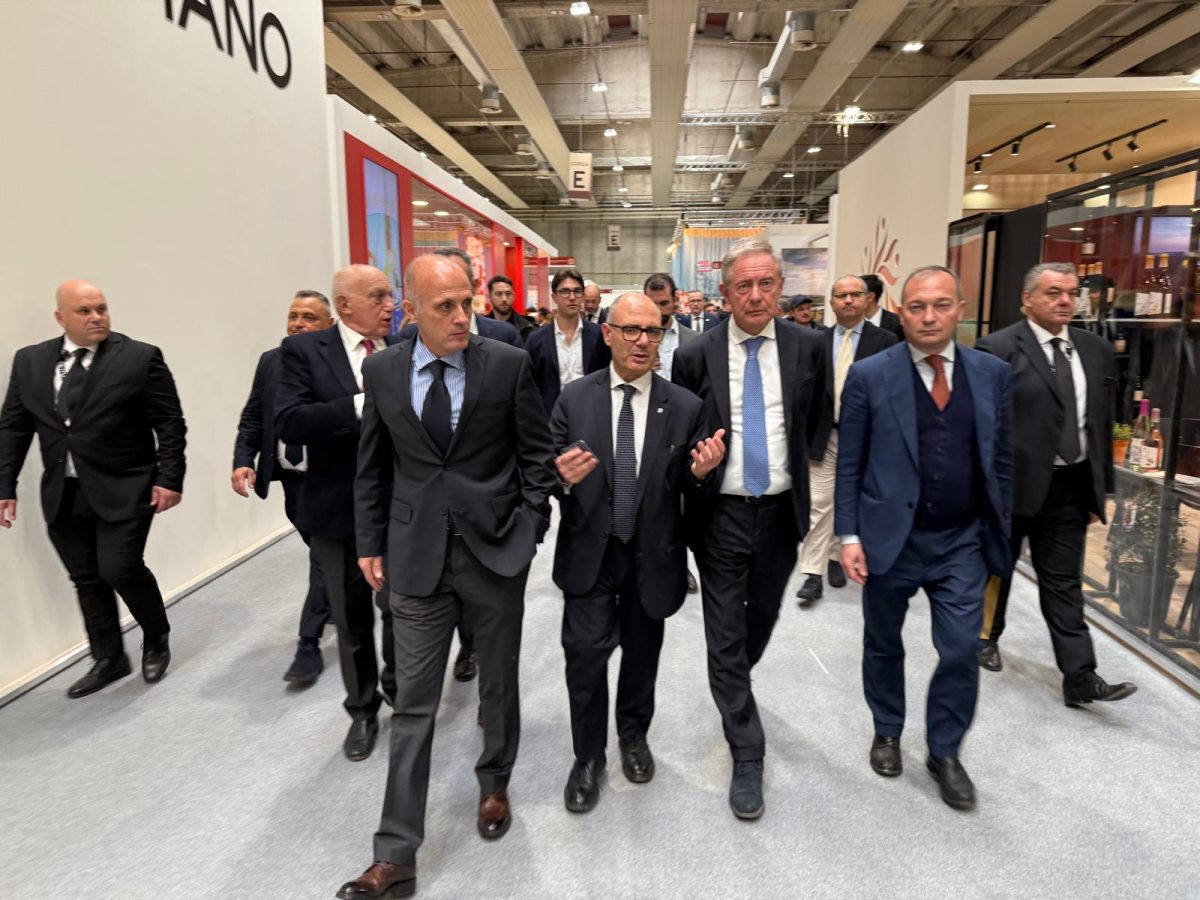 Russo (FdI): “La qualità del vino siciliano è riconosciuta in tutto il mondo”