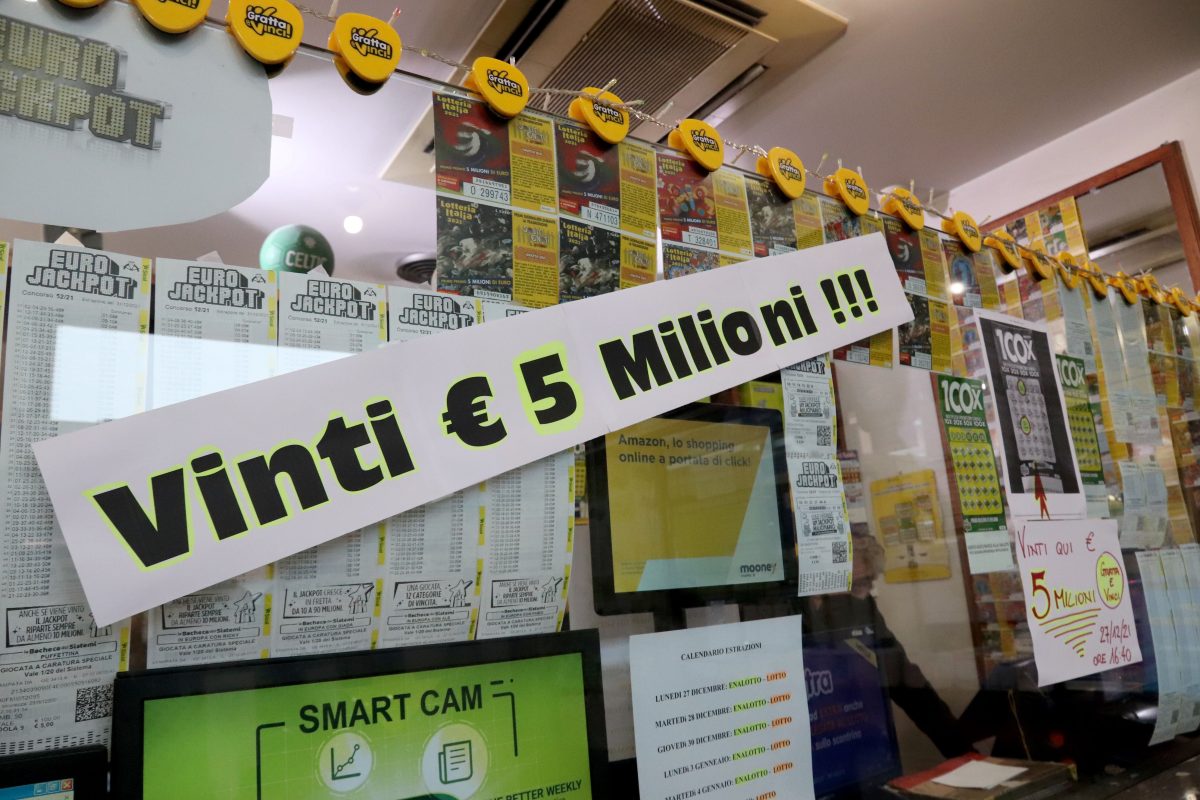 Vinti cinque milioni di euro in Sicilia grazie al “Gratta e vinci”: ecco dove