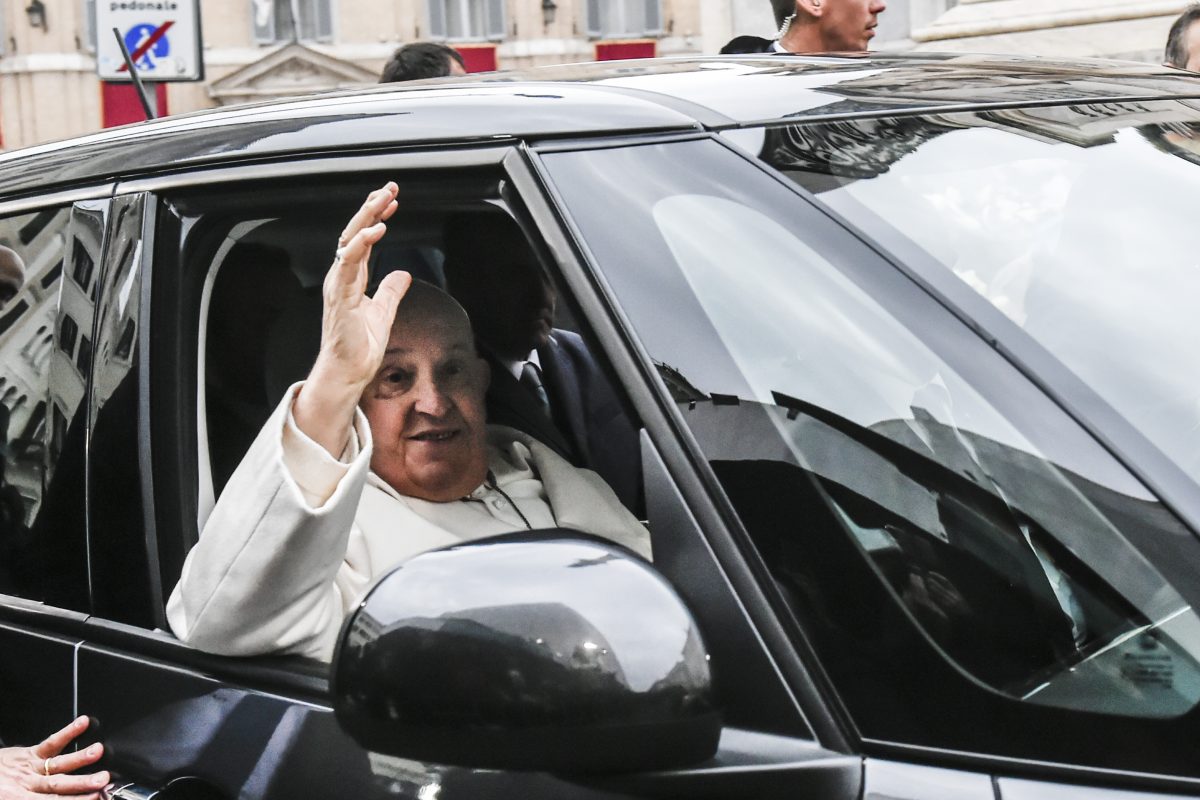 Morto Papa Francesco, chi era Bergoglio: il Pontefice venuto dalla fine del mondo