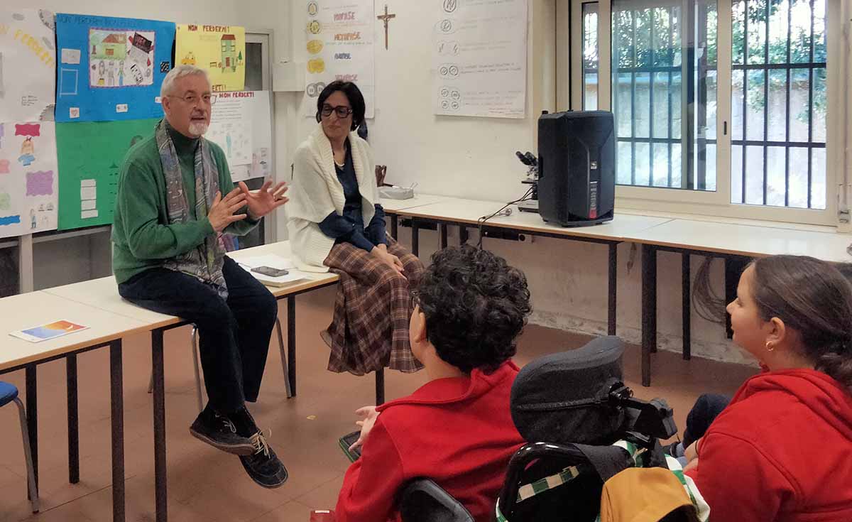 “Non perdermi non perderti”, Luigi Ballerini racconta Falco e altri predatori che non chiedono aiuto ma lo cercano