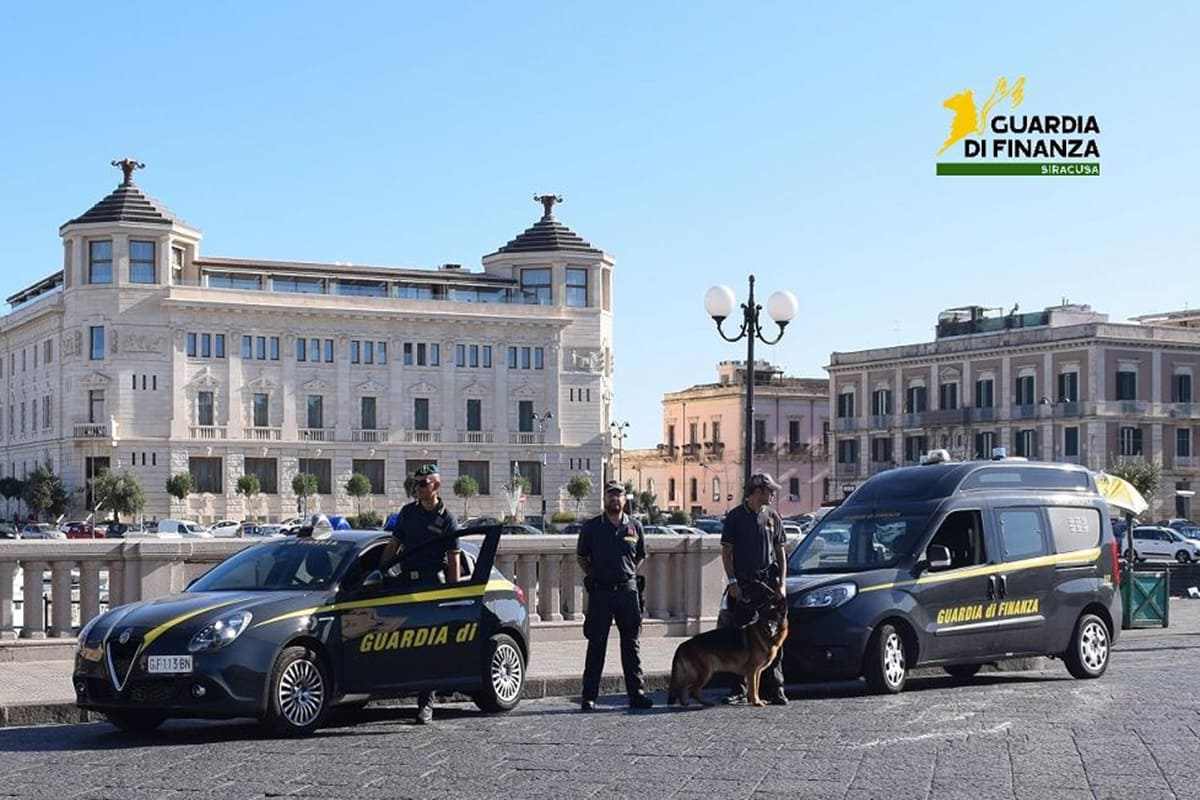 Mafia, scatta il maxi sequestro per il presunto reggente del clan Nardo Pippo Floridia