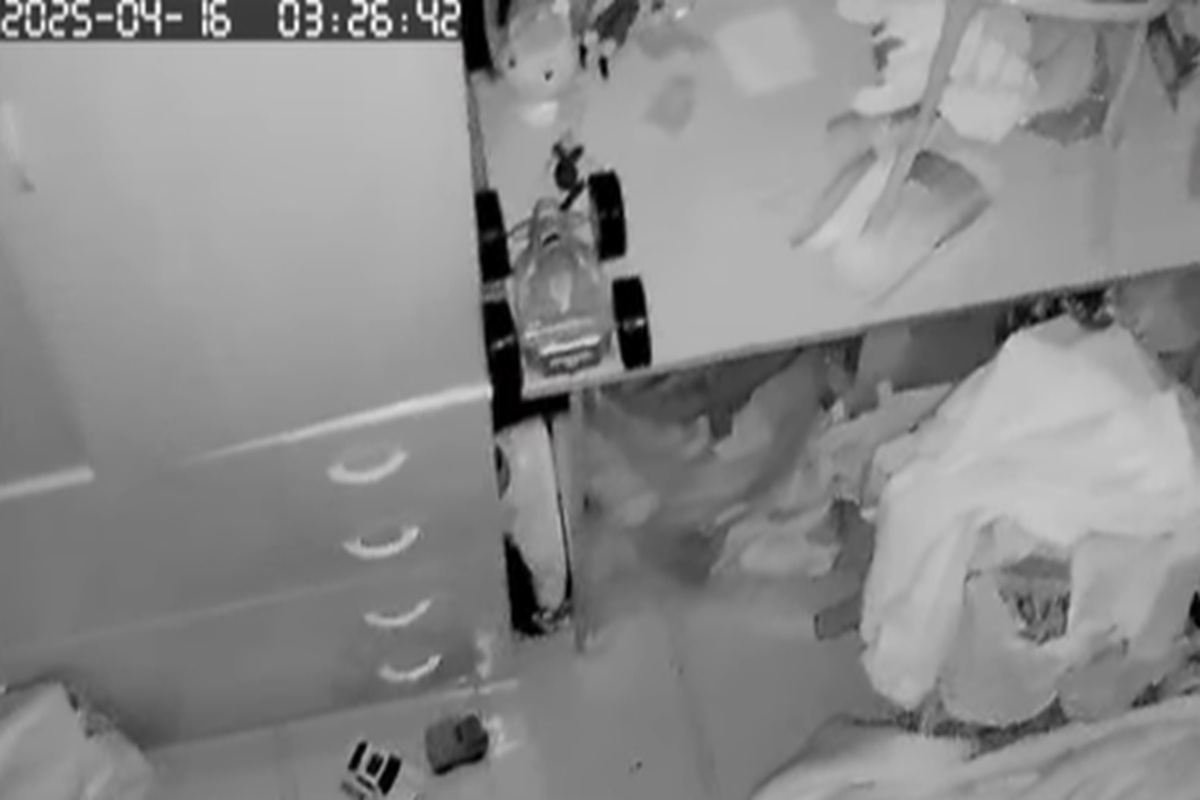 VIDEO | Trema tutto nel cuore della notte, le immagini del forte terremoto in Sicilia