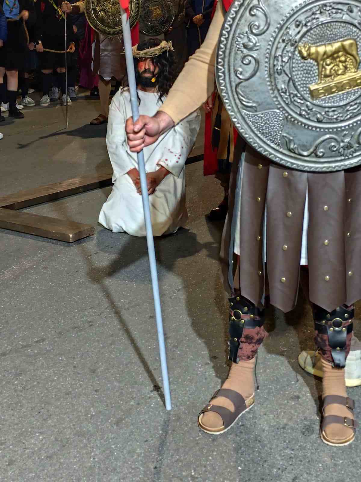 Via Crucis vivente di San Pietro Clarenza 2025 - foto qds