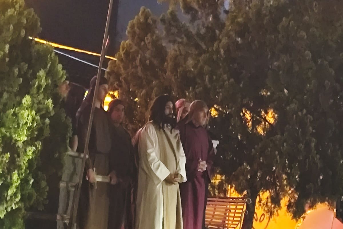 Via Crucis vivente di San Pietro Clarenza 2025 - foto qds