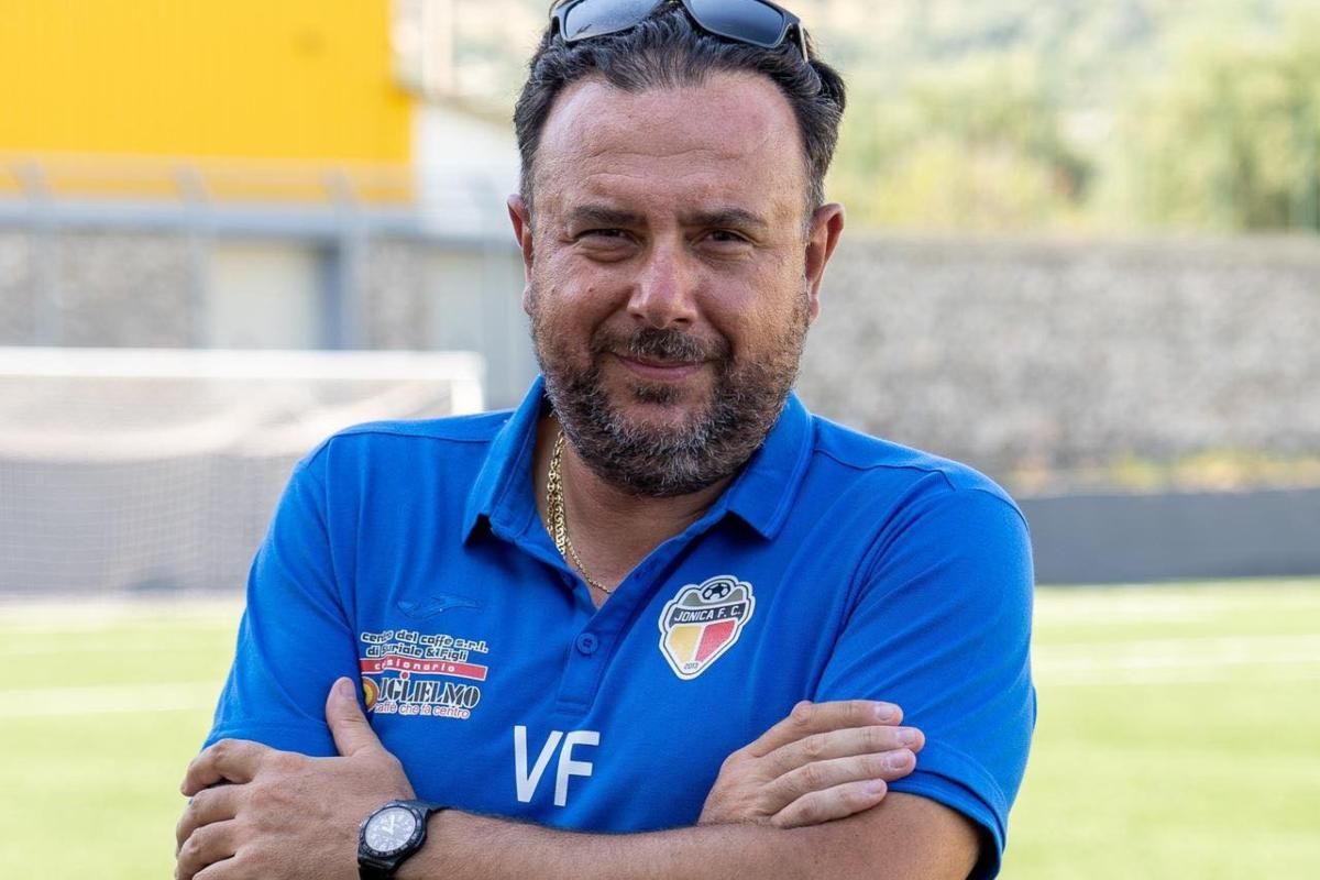 Paura nel Messinese, malore per l’allenatore della Jonica. Il club rassicura: “Sta meglio”