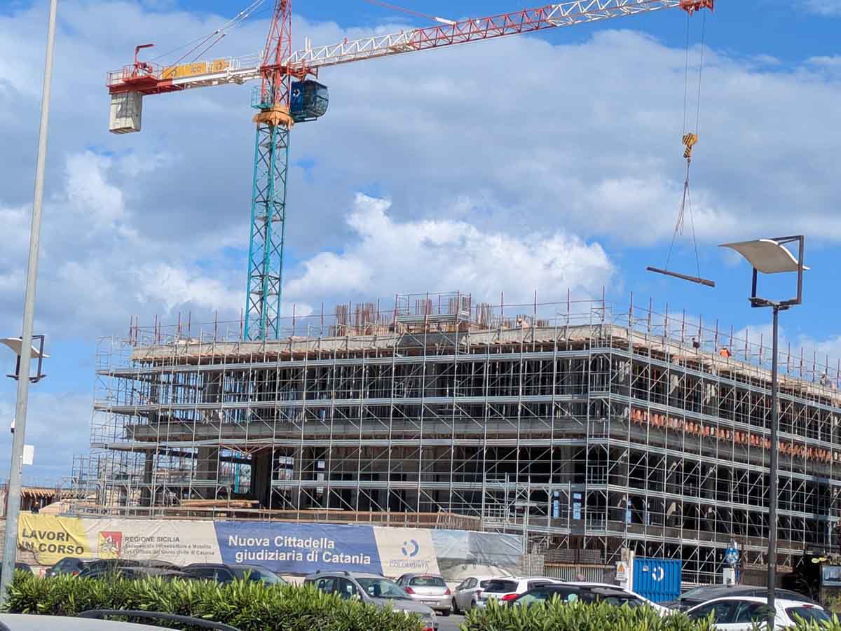Cittadella giudiziaria di Catania, revocato il subappalto a Capizzi. Un nuovo intoppo che rischia di rallentare la consegna
