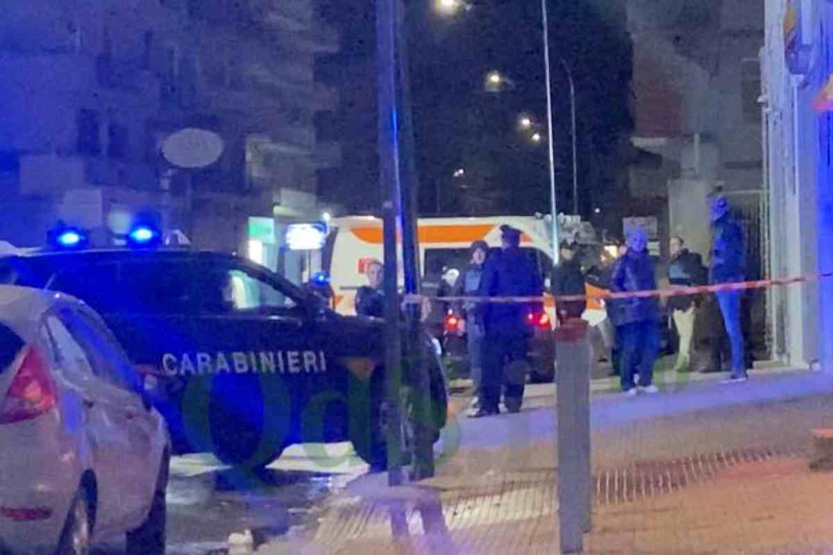 FOTO | Minaccia di morte la madre, lei chiama il 112 ma l’uomo si barrica in casa: una notte folle a Favara
