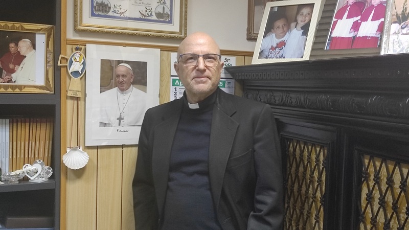 “Pronto? Sono Papa Francesco”, quella chiamata del Pontefice “del popolo” al sacerdote siciliano