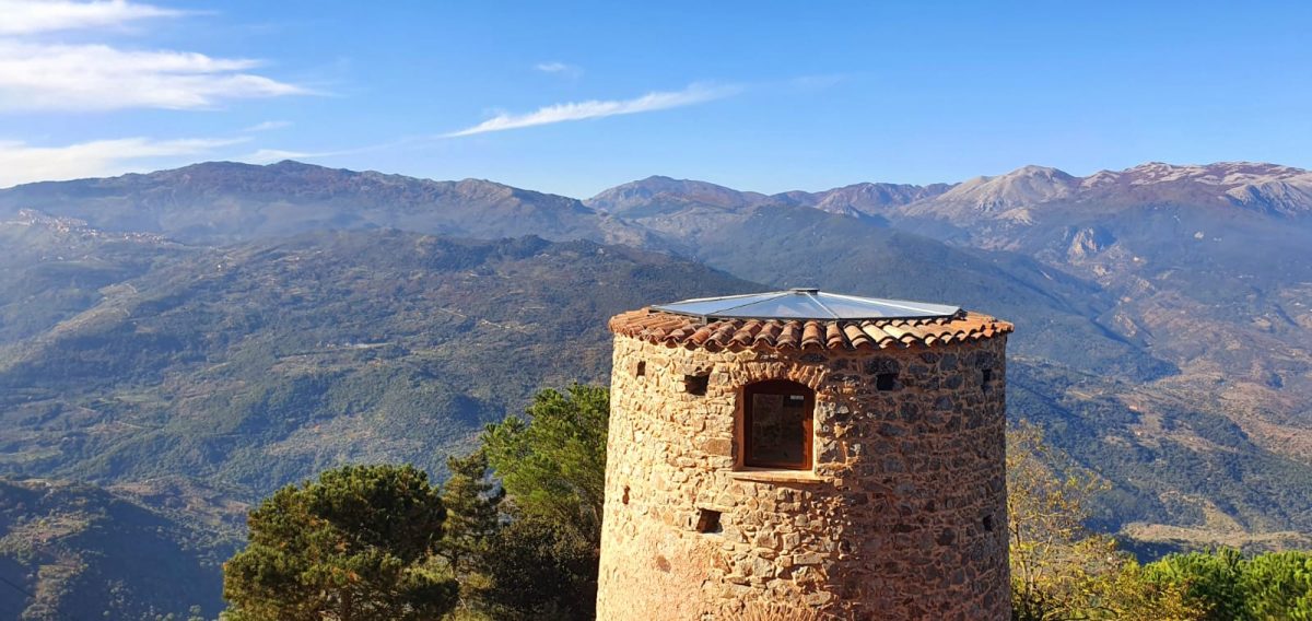 Al via i lavori di recupero del Mulino a vento di San Mauro Castelverde