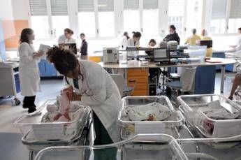 “Ho perso 2 figlie per una malattia metabolica rara. Ora lotto per lo screening neonatale”
