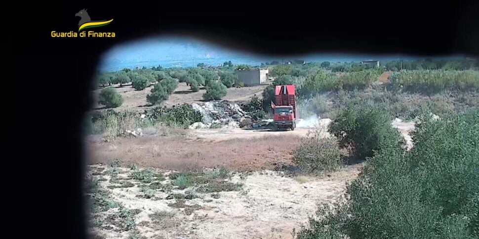 Traffico illecito di rifiuti in Sicilia, denunciati due imprenditori