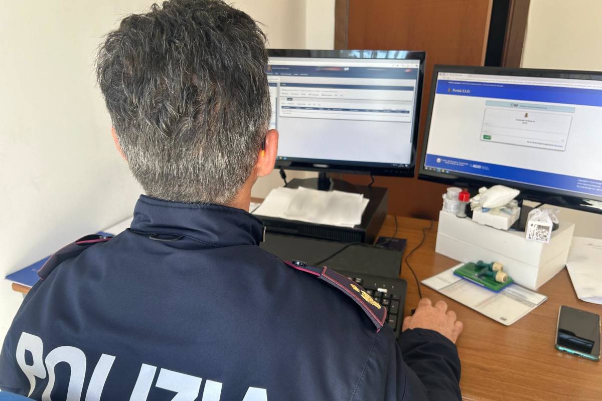 Truffa le sue vittime offrendo un lavoro in pasticceria: 33enne denunciato