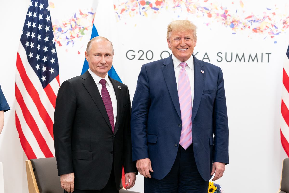 Ucraina, Trump furioso con Putin: “Ci riempie di str…..”. E promette nuovi Patriot per Kiev