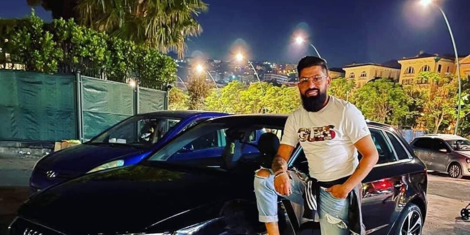 Morto il centauro coinvolto nell’incidente sull’A29, chi era la vittima: l’addio a Jhonny Ventimiglia