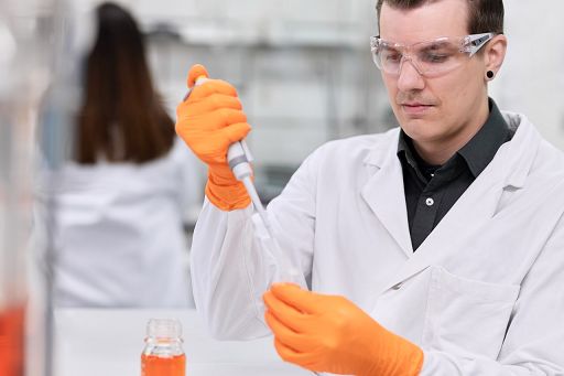 Al via bando della Fondazione Roche per ricercatori under 40