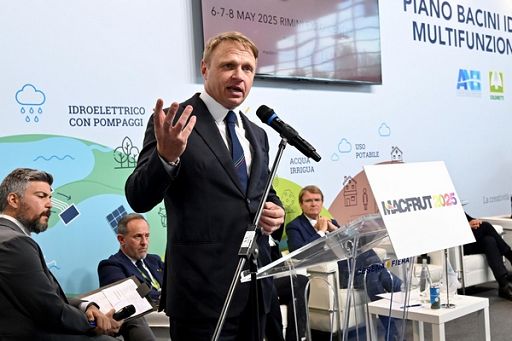 Lollobrigida: Macfrut è una fiera che si apre al futuro