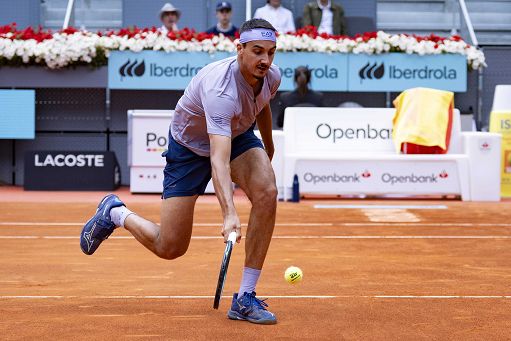Tennis, Sonego eliminato al primo turno a Roma