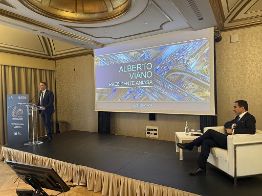 Aniasa: un’auto nuova su tre è a noleggio, giro d’affari 15,8 mld