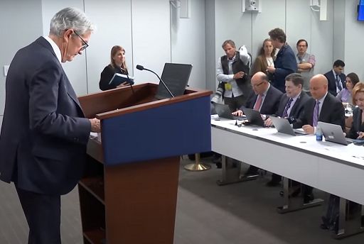 Fed conferma ancora tassi Usa, vede più incertezza sull’economia