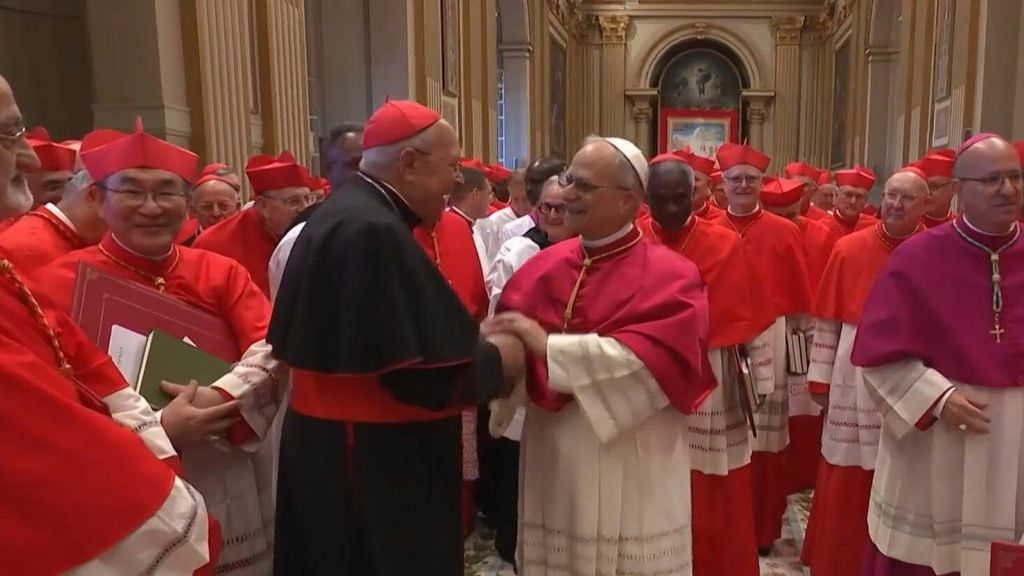 Papa, stampa Usa: “Il Santo Padre di Chicago”, “Unirà la chiesa”