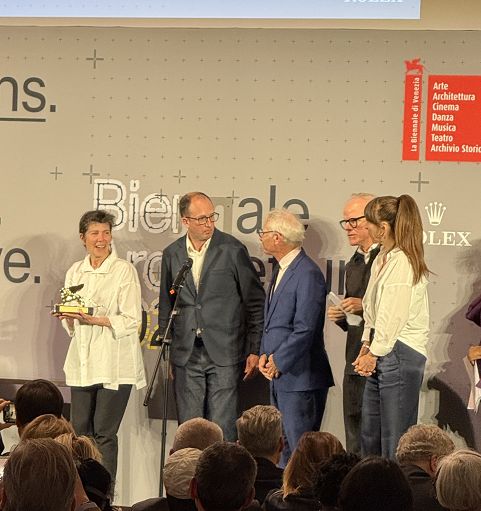 Biennale Architettura, il Leone d’oro al progetto Canal Cafè