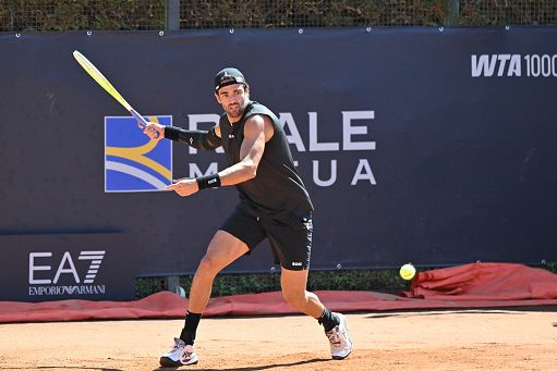 Tennis, Berrettini al terzo turno a Roma: Fearnley battuto in due set