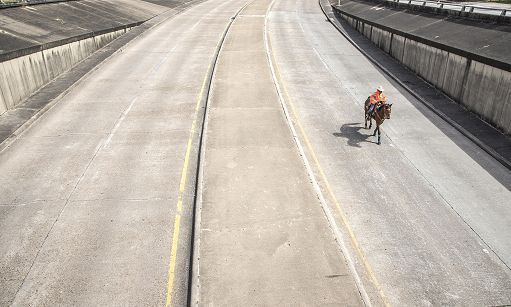 Fotografia, Far Fading West: riflessioni su mondi che scompaiono