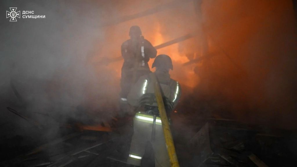 Droni russi fanno 9 morti a Sumy poche ore dopo i colloqui a Istanbul Droni russi fanno 9 morti a Sumy poche ore dopo i colloqui a Istanbul