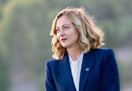 Meloni: Italia guarderà a Leone XIV come guida e riferimento
