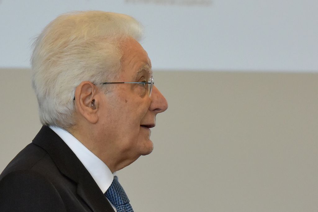 Autonomia, Mattarella: va esercitata in rispetto limiti Costituzione