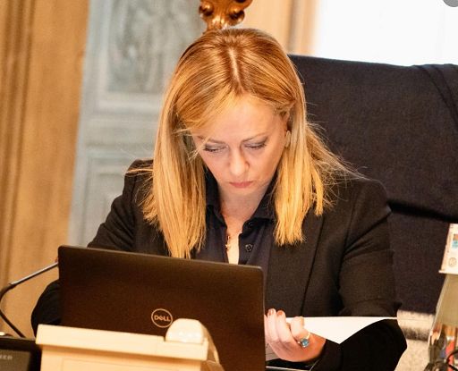 Ucraina, Meloni sente Trump e leader Ue: si lavora a negoziati Ucraina, Meloni sente Trump e leader Ue: si lavora a negoziati