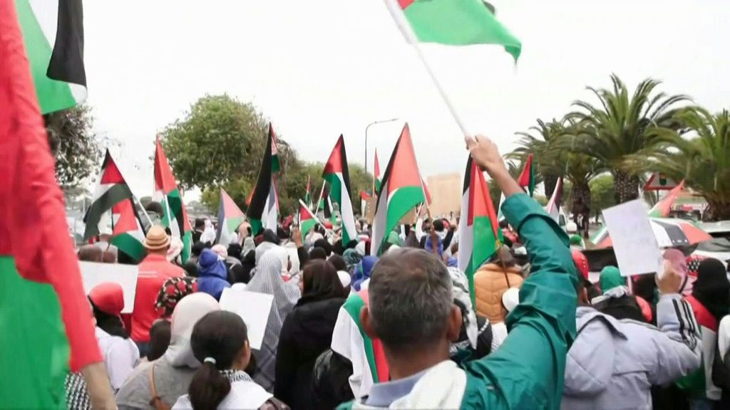 Corrida su Gaza a Montecitorio, opposizione accusa: Meloni complice Netanyahu