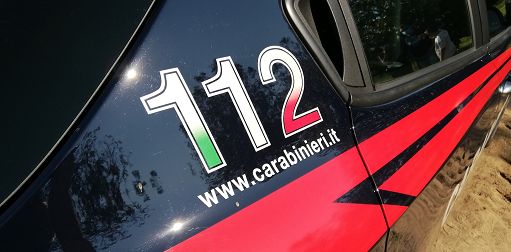 Commercio illecito di ricambi auto, blitz dei carabinieri in Puglia