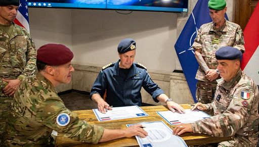 Nato: cambio comando in Iraq, ora è francese Hintzy alla guida