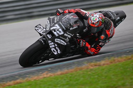 MotoGp, Bezzecchi e l’Aprilia trionfano a Silverstone