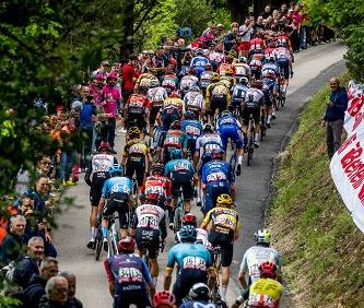 Ciclismo, Tappa a Verona, Del Toro in rosa