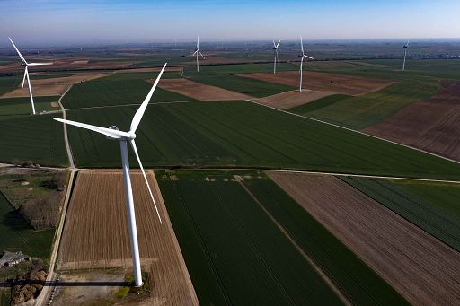 Fmi: Italia acceleri su rinnovabili e rafforzi resilienza reti energia