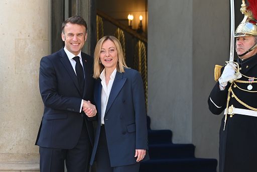 Martedì Meloni-Macron alle 18, prima premier vede Fico
