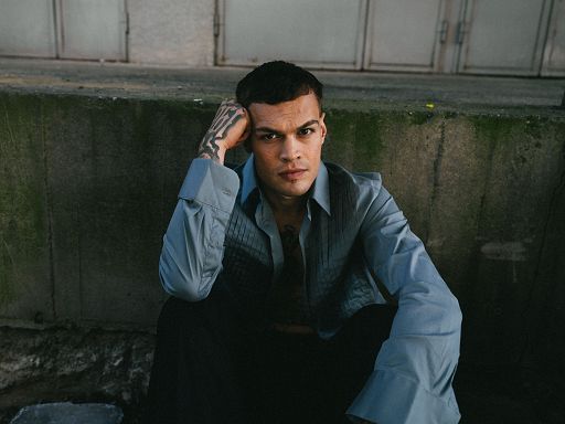 ”Piangere a 90″ di Blanco è 1 in classifica radio ufficiale EarOne