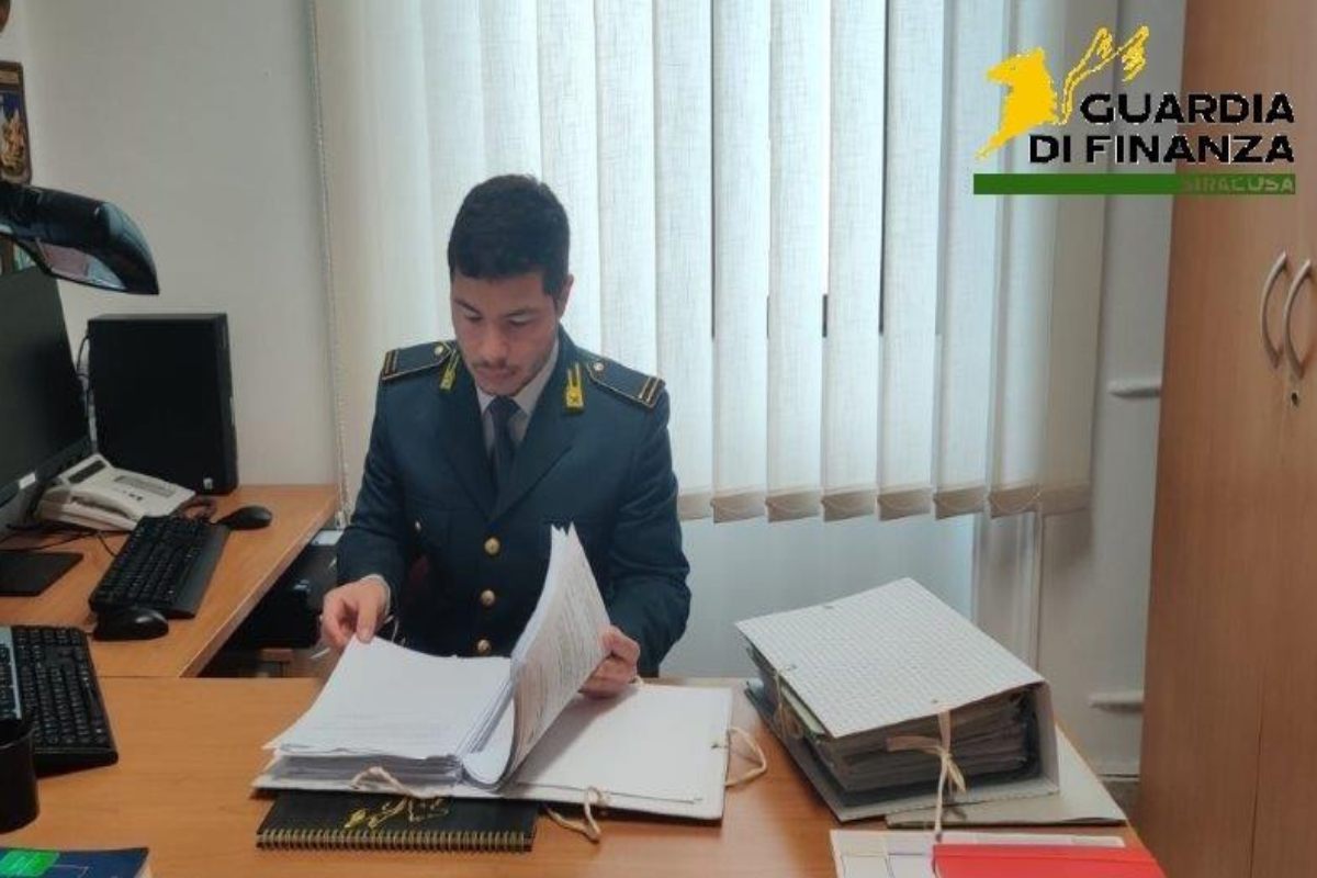 I falsi corsi di formazione per ottenere i fondi del Pnrr, scoperta maxi frode a Siracusa