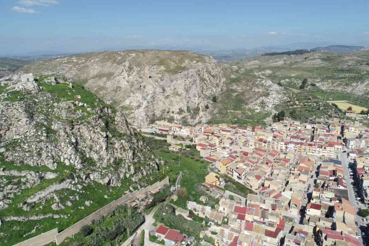 Via ai lavori di messa in sicurezza a Montallegro, Schifani: “Manteniamo l’impegno con la comunità”