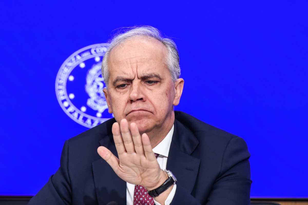 Piantedosi: “Dal Bangladesh alla Libia, ecco come blocchiamo gli sbarchi”