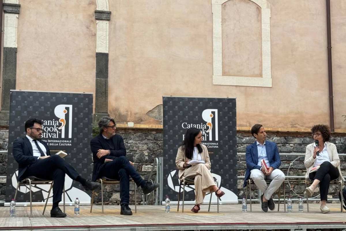 Presentato il nuovo libro di Antonio Nicita “Nell’età dell’odio. Sfera pubblica, intolleranza e democrazia”